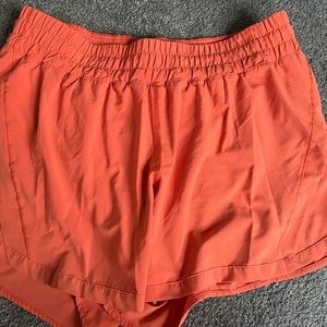 Lululemon shirts size 14